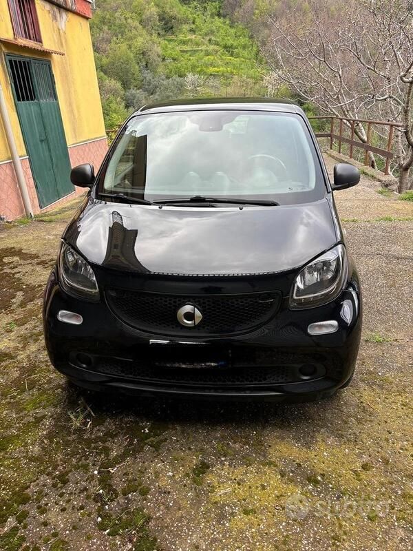 Usata Smart ForFour Passion 71 CV (52 kW) 2017 Nero Utilitaria