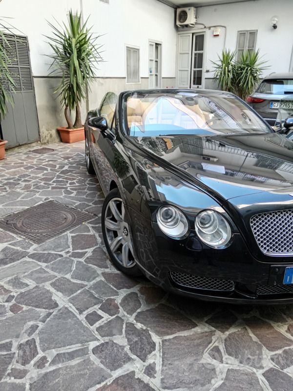 Usata 2007 Bentley Continental GT Convertible Cabrio | 60.000 € - Immagine 1/4