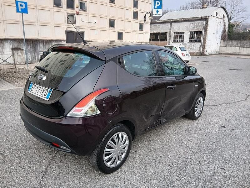 Usata Lancia Ypsilon 2013 Nero Utilitaria
