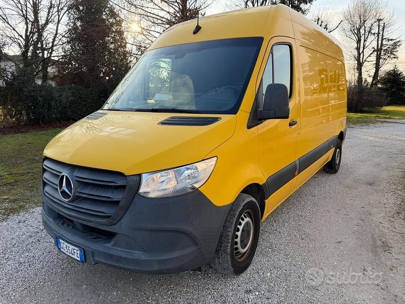 Giallo Usata 2021 Mercedes Sprinter Furgone | 9900 € (Super prezzo) - Immagine 1/4