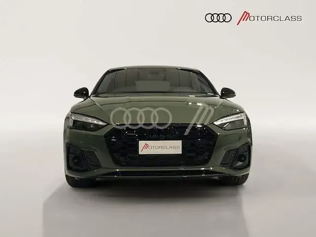 Ny Audi A5 S-Line 204 HK (150 kW) 2025 Grön Sedan