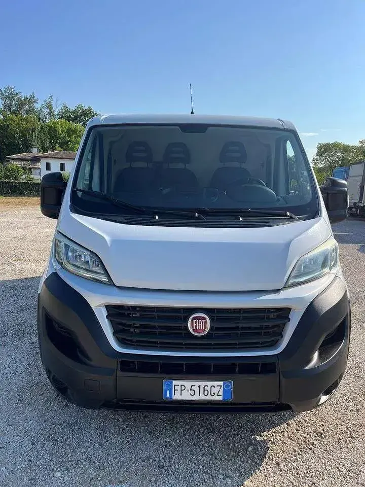 Usata Fiat Ducato 116 CV (85 kW) 2018 Bianco Furgone