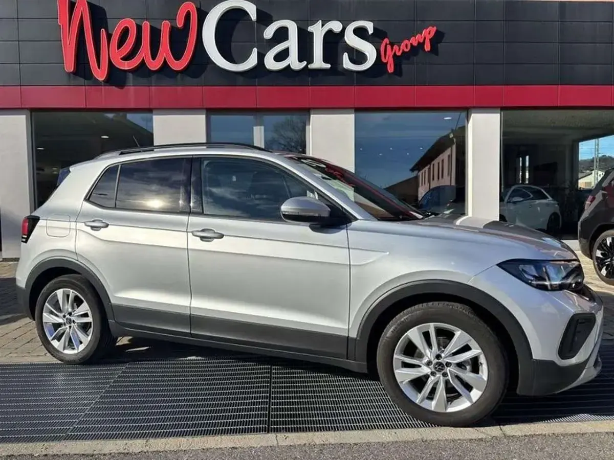 Usata VW T-Cross Life 116 CV (85 kW) 2025 Argento SUV