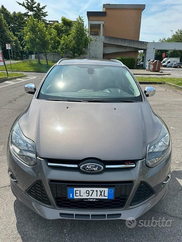 Usata Ford Focus 163 CV (119 kW) 2012 Station wagon