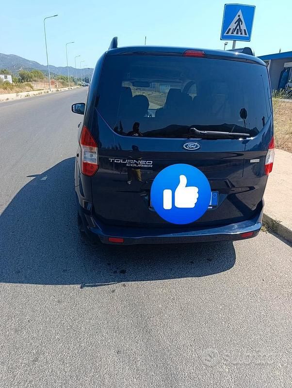 Usata Ford Courier 2016 Blu Monovolume