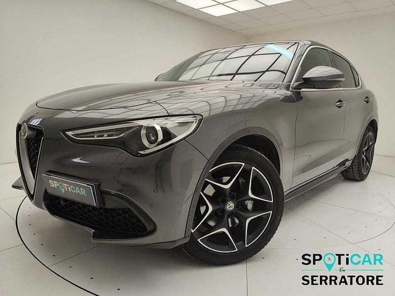 Usata Alfa Romeo Stelvio Ti 209 CV (153 kW) 2021 Grigio SUV