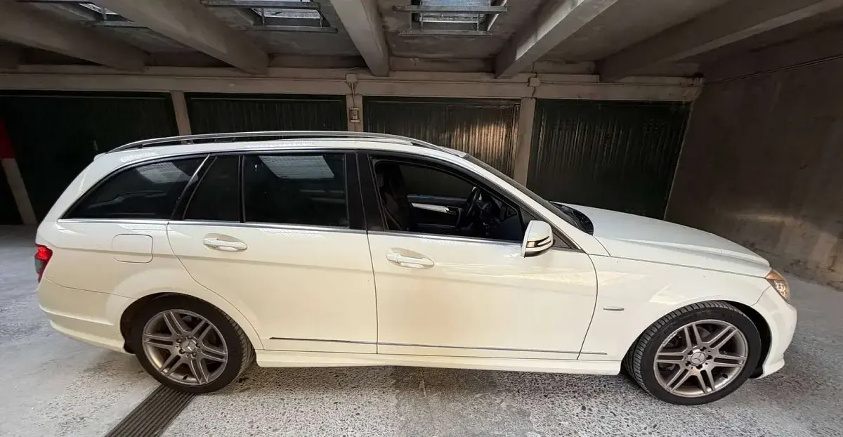 Usata Mercedes C220 Avantgarde 170 CV (125 kW) 2008 Bianco Station wagon