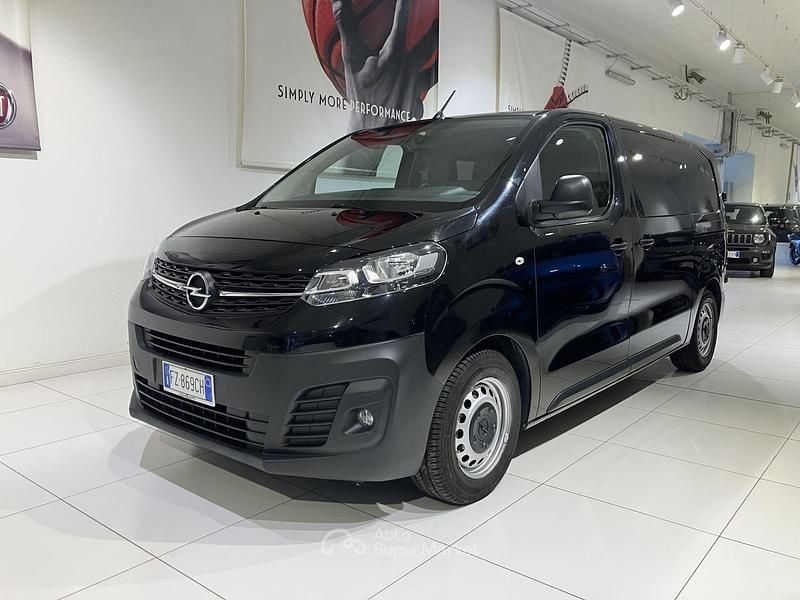 Nero Usata 2020 Opel Vivaro Monovolume | 18.500 € (Buon prezzo) - Immagine 1/4