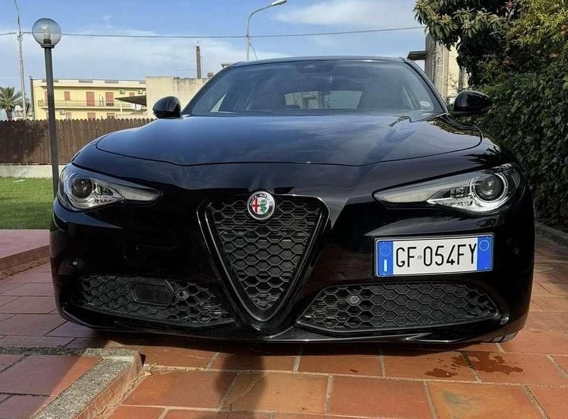 Usata Alfa Romeo Giulia Sprint 190 CV (139 kW) 2021 Nero Berlina