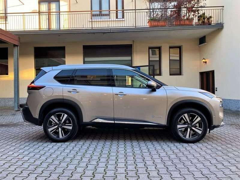 Usata Nissan X-Trail Acenta 204 CV (150 kW) 2024 Beige SUV