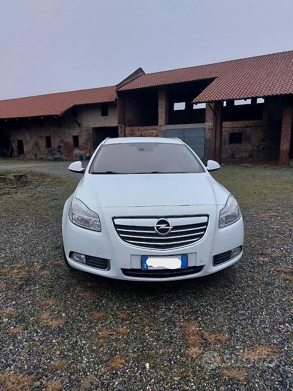 Occasion Opel Insignia OPC 2011 Blanc Berline