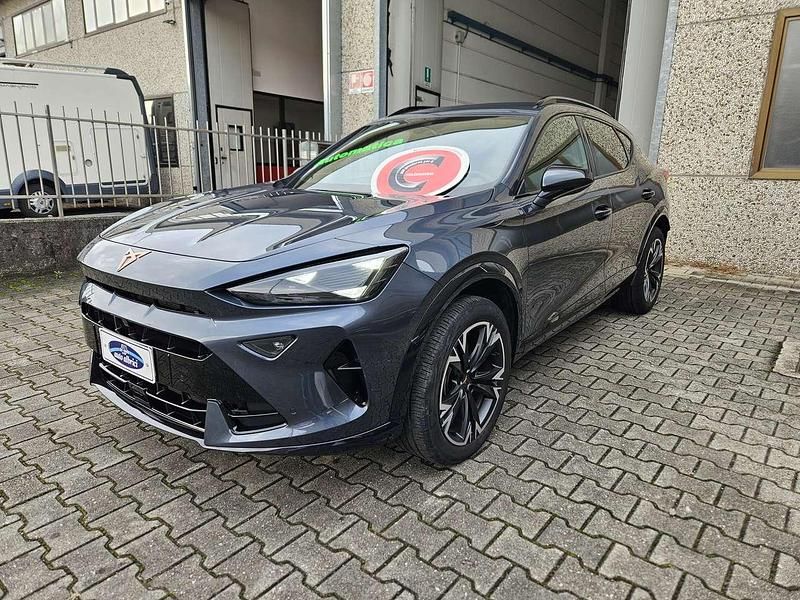 Usata Cupra Formentor 150 CV (110 kW) 2025 Metallizzato  grigio SUV