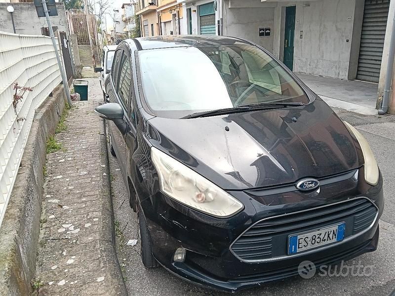 Usata Ford B-MAX 75 CV (55 kW) 2014 Nero Monovolume