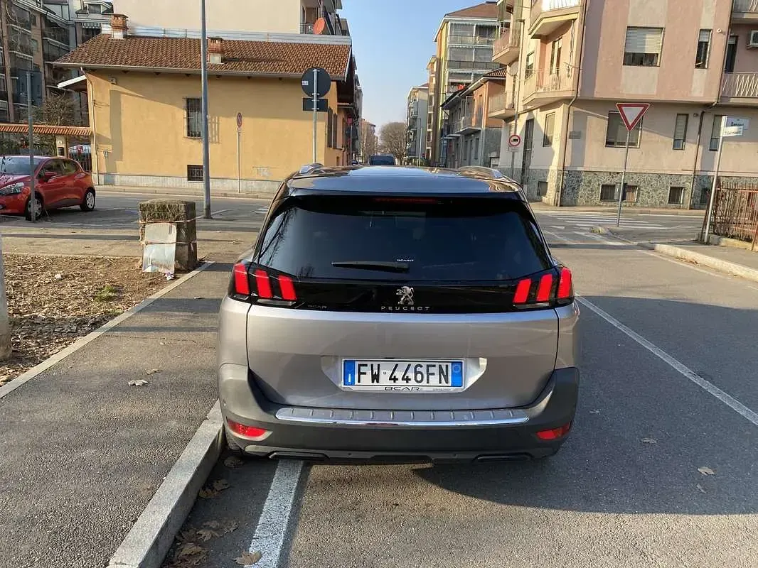 Usata Peugeot 3008 Business-Line 131 CV (96 kW) 2019 SUV
