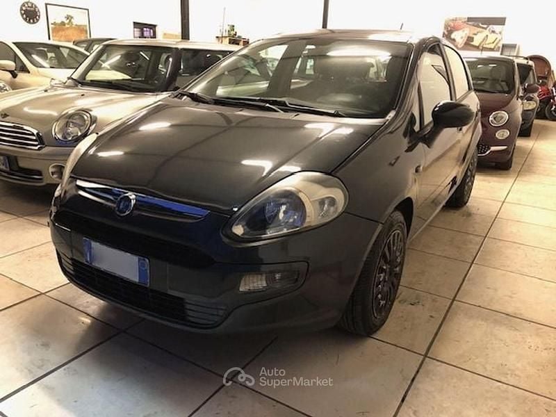 Usata Fiat Punto Active 69 CV (50 kW) 2011 Grigio Utilitaria