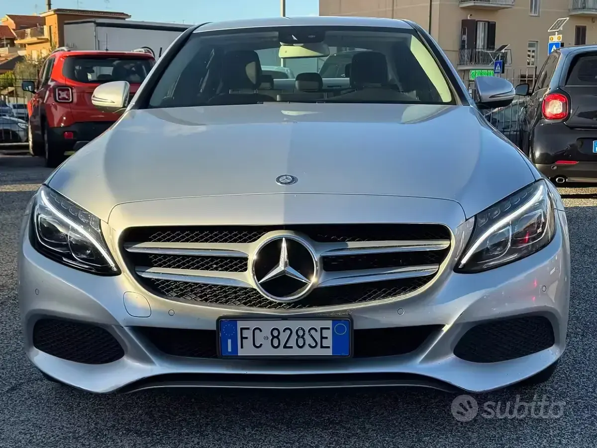 Begagnad Mercedes C220 170 HK (125 kW) 2016 Grå Sedan