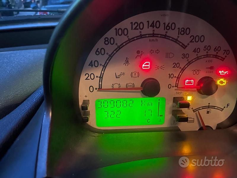 Usata Fiat Multipla 103 CV (75 kW) 2008 Bianco Monovolume