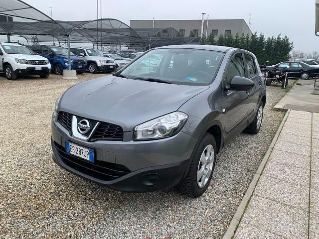 Usata Nissan Qashqai 360º 116 CV (85 kW) 2013 Grigio SUV