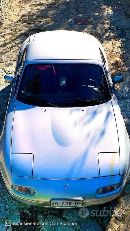 Usata Mazda MX5 116 CV (85 kW) 1998 Grigio Cabrio