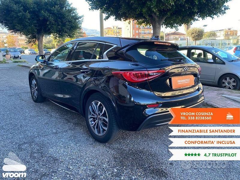 Usata Infiniti Q30 Business 109 CV (80 kW) 2018 Berlina