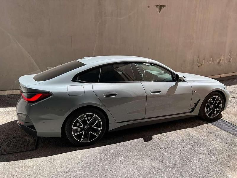Usata BMW 420 M Sport 190 CV (139 kW) 2022 Blu/azzurro Coupé