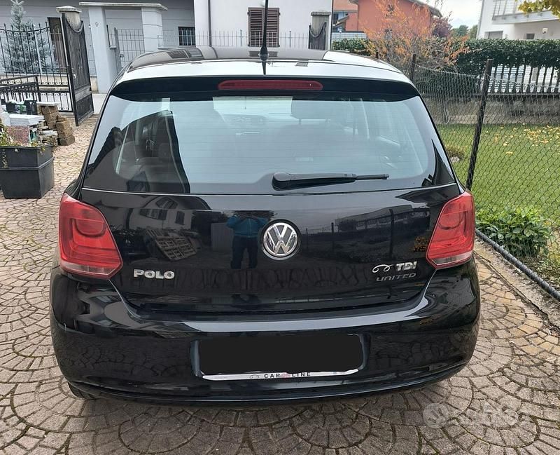 Usata VW Polo Trendline 75 CV (55 kW) 2011 Nero Berlina