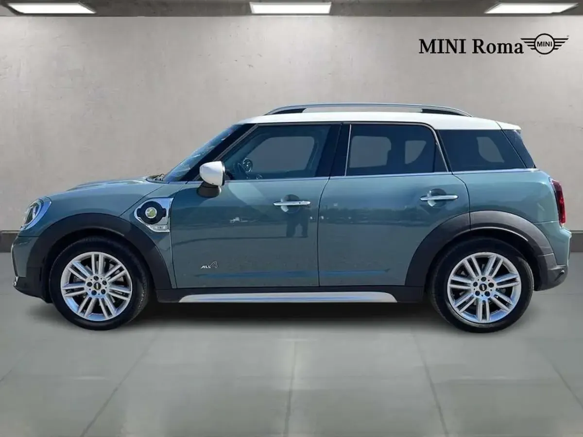 Usata Mini Cooper Countryman Classic 220 CV (161 kW) 2023 Sage green metallic SUV