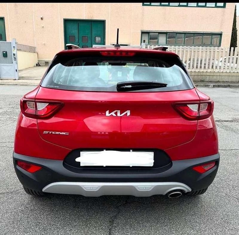 Usata Kia Stonic Style 101 CV (74 kW) 2022 SUV