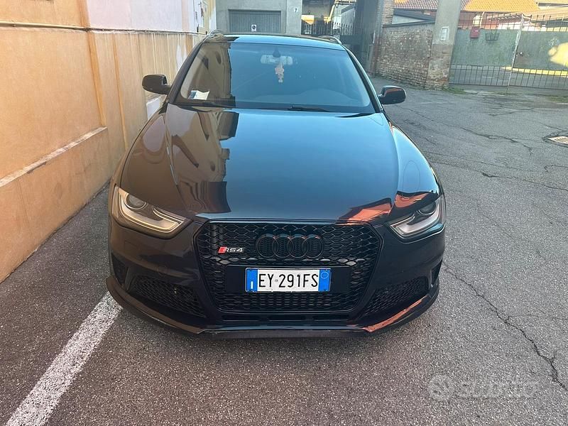 Usata Audi A4 150 CV (110 kW) 2013 Nero Station wagon