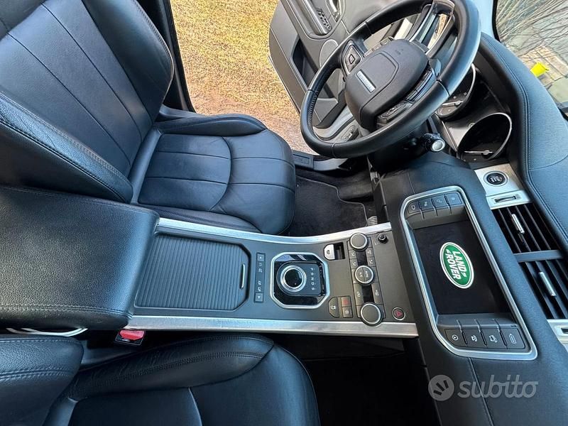 Usata Land Rover Range Rover 106 CV (77 kW) 2017 Bianco SUV