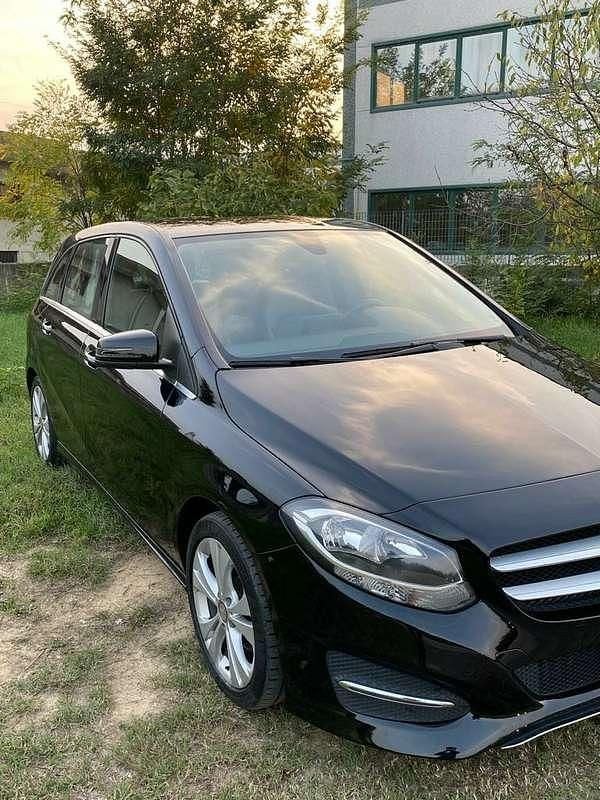 Usata Mercedes B200 Premium 140 CV (102 kW) 2012 Monovolume