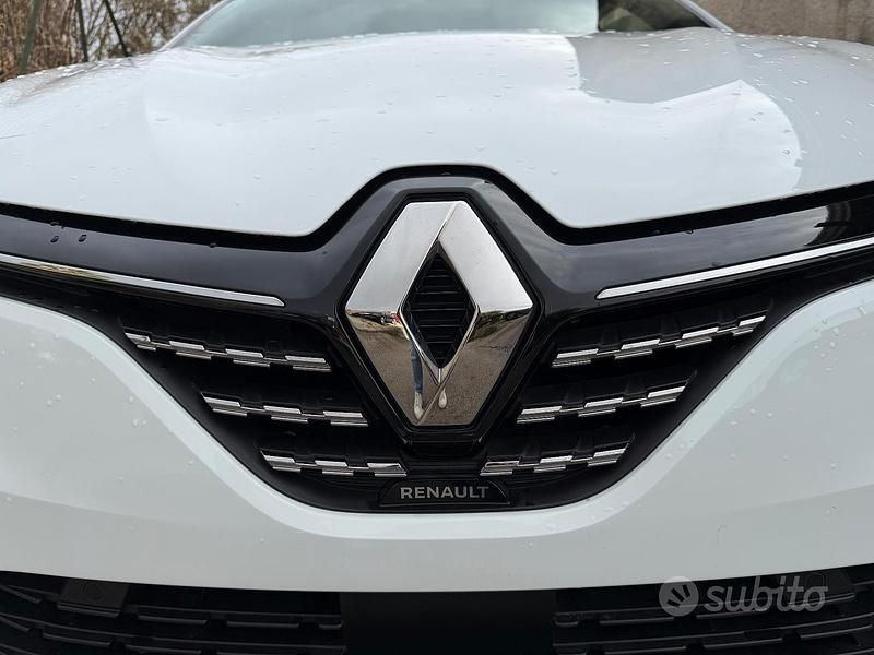 Usata Renault Clio V Intens 100 CV (73 kW) 2022 Bianco Berlina
