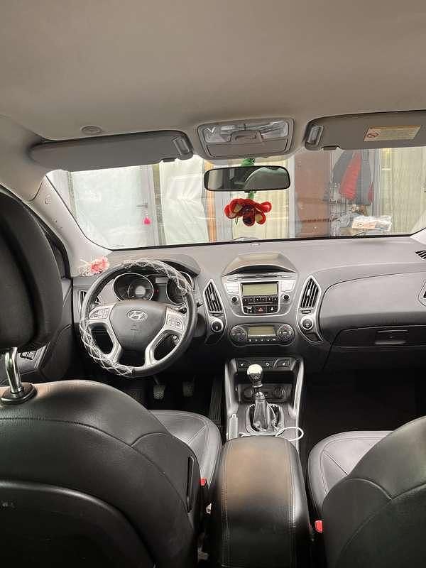 Usata Hyundai ix35 Comfort 116 CV (85 kW) 2011 Grigio SUV