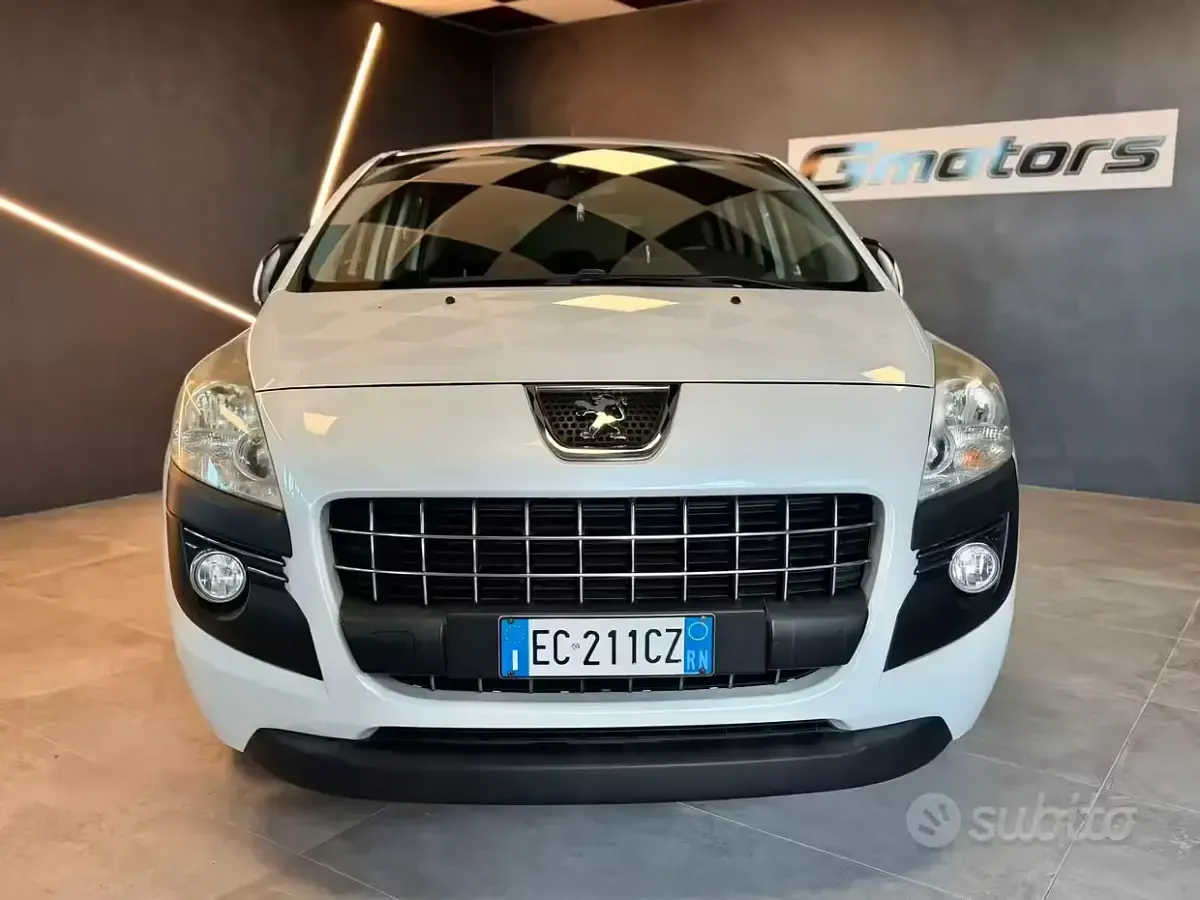 Usata Peugeot 3008 109 CV (80 kW) 2010 Bianco Station wagon