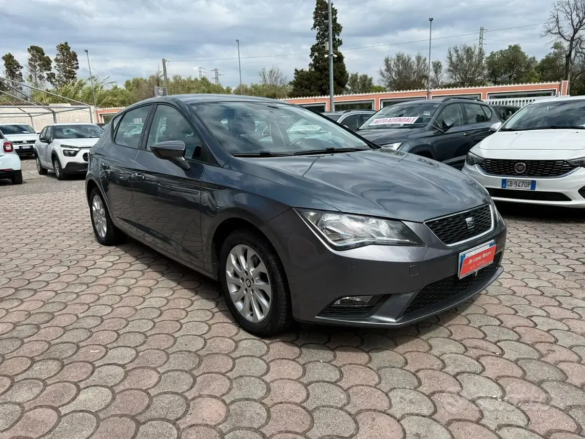 Usata Seat Leon Style 110 CV (80 kW) 2015 Grigio Berlina