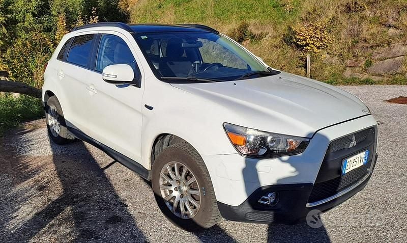 Usata Mitsubishi ASX 150 CV (110 kW) 2011 Bianco SUV