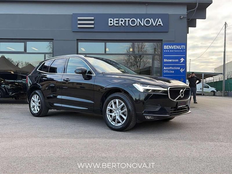 Usata Volvo XC60 Momentum 197 CV (144 kW) 2021 Nero SUV