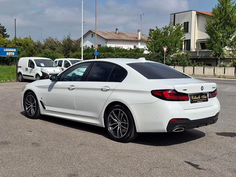 Usata BMW 520 M Sport 2022 Alpin white Berlina