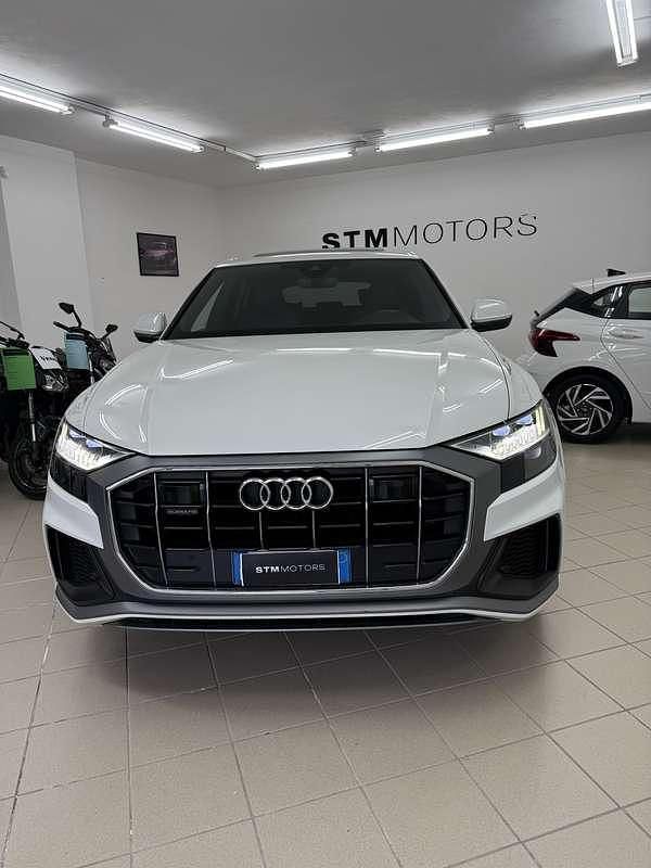 Usata Audi Q8 Sport 231 CV (169 kW) 2020 SUV