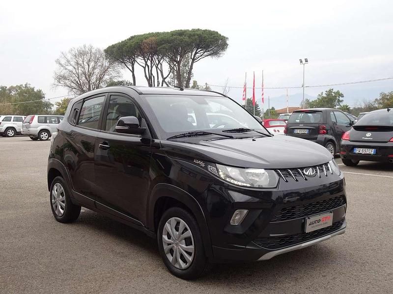Usata Mahindra KUV100 87 CV (63 kW) 2020 Nero SUV
