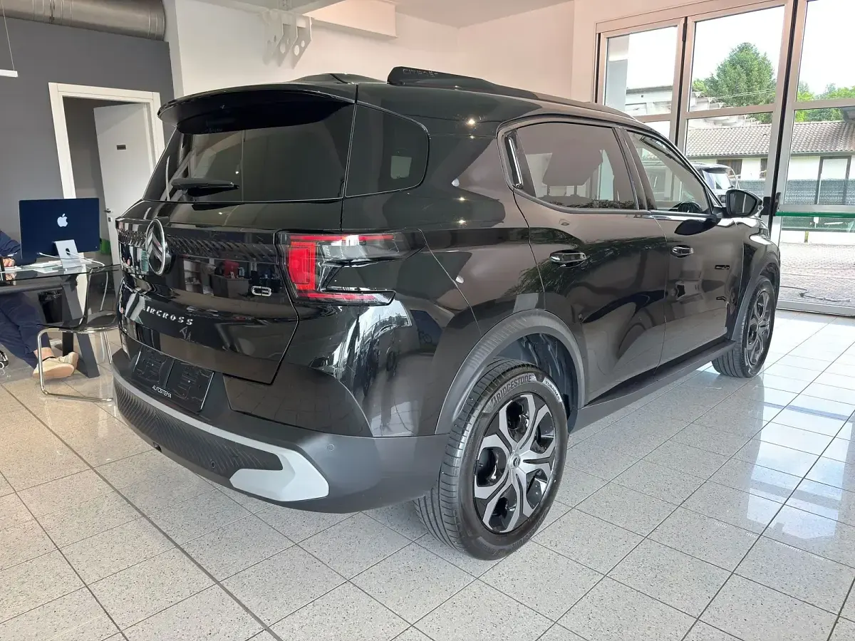 Usata Citroën C3 Aircross PureTech 101 CV (74 kW) 2025 Black pearl SUV