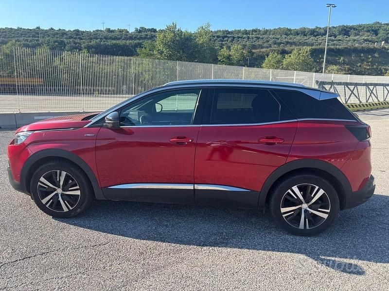 Usata Peugeot 3008 GT-line 120 CV (88 kW) 2018 Rosso SUV