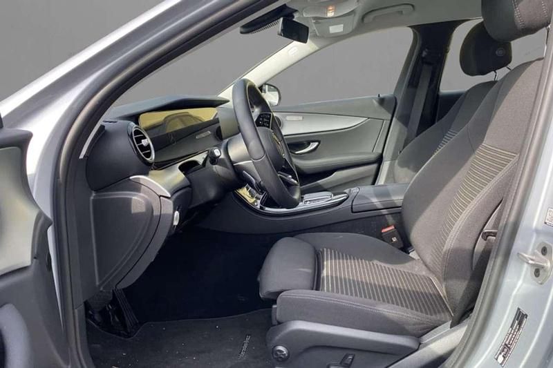 Occasion Mercedes E220 Business 194 ch (142 kW) 2023 Argent Break