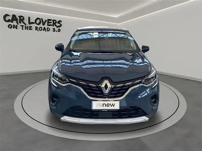 Usata Renault Captur Techno 145 CV (106 kW) 2023 Blu scuro SUV