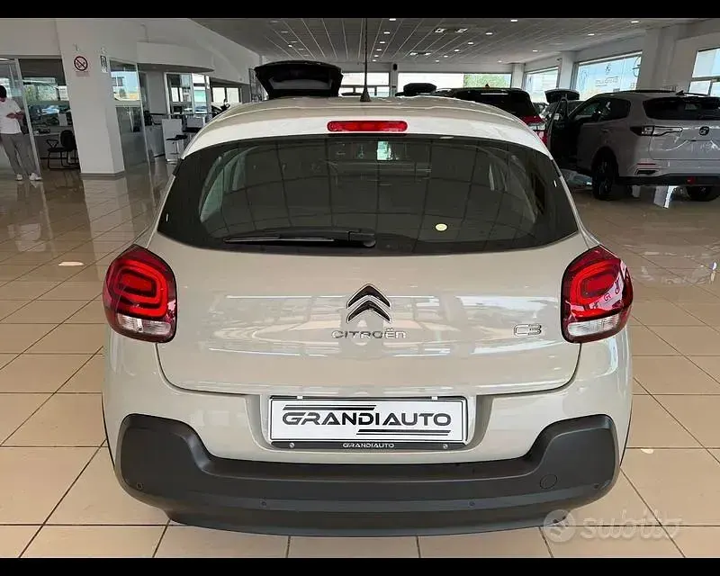 Usata Citroën C3 PureTech 83 CV (61 kW) 2023 Grigio Utilitaria