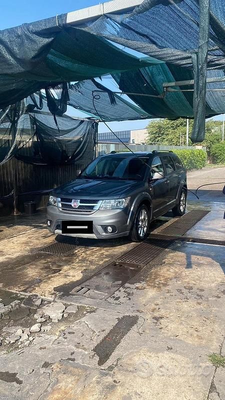 Usata Fiat Freemont 170 CV (125 kW) 2013 Grigio SUV