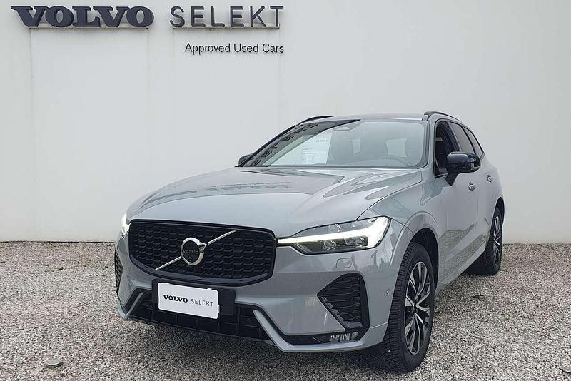 Grigio Usata 2025 Volvo XC60 Plus SUV | 46.900 € (Buon prezzo) - Immagine 1/4