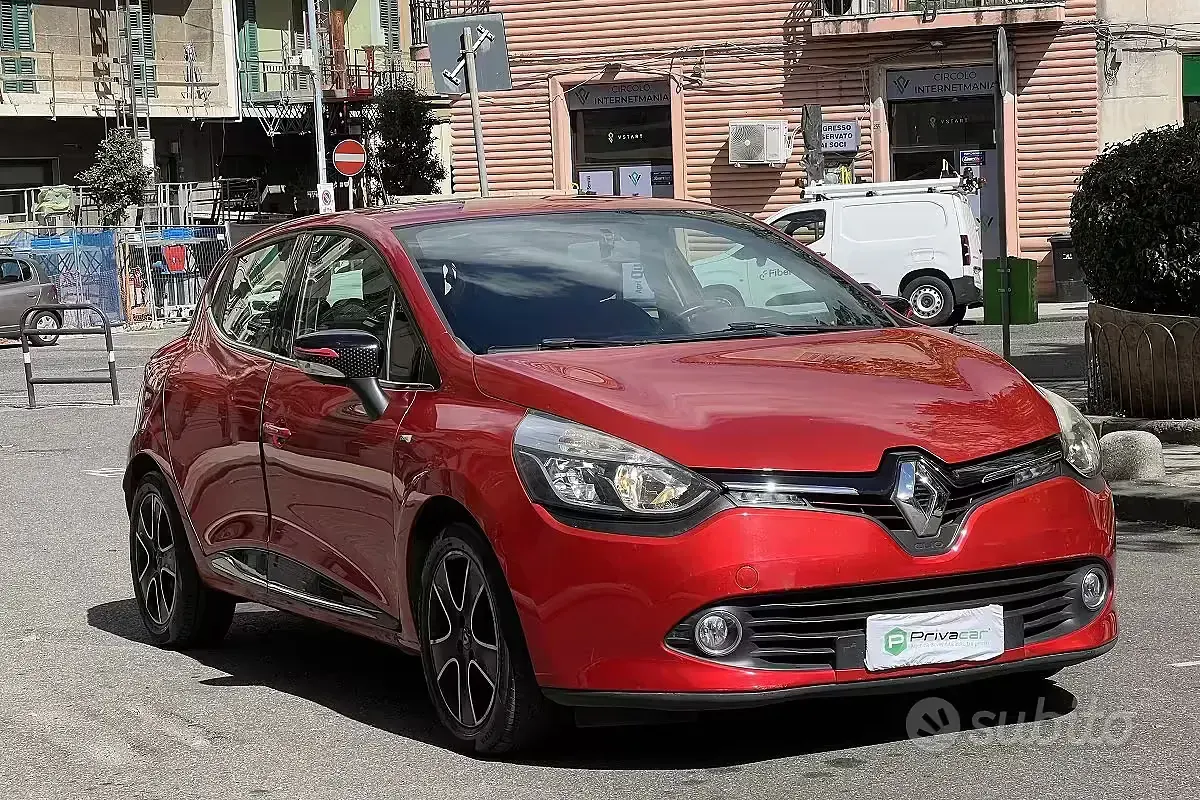 Usata Renault Clio IV 75 CV (55 kW) 2015 Rosso Utilitaria
