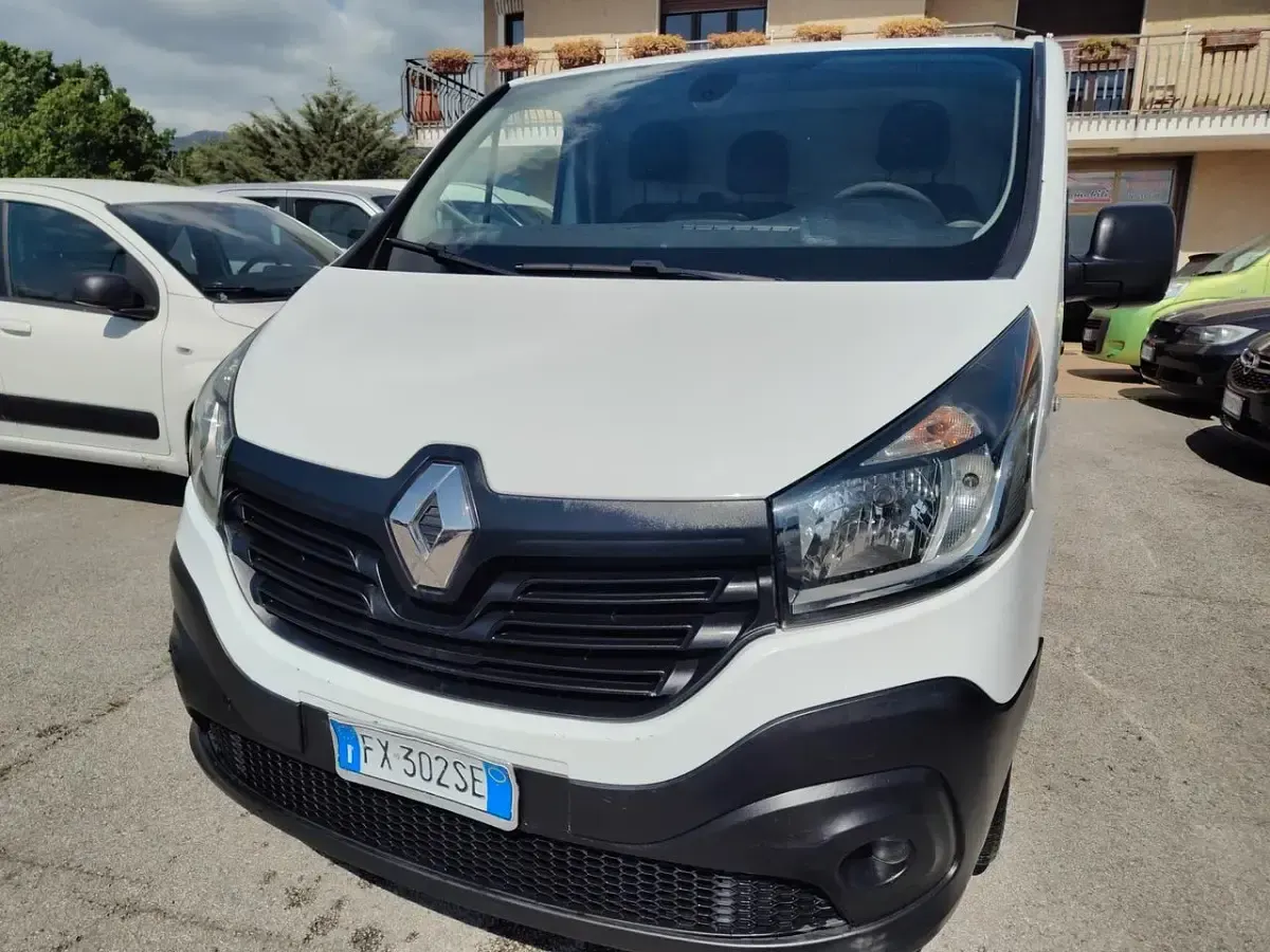 Usata Renault Trafic 123 CV (90 kW) 2019 Bianco Monovolume