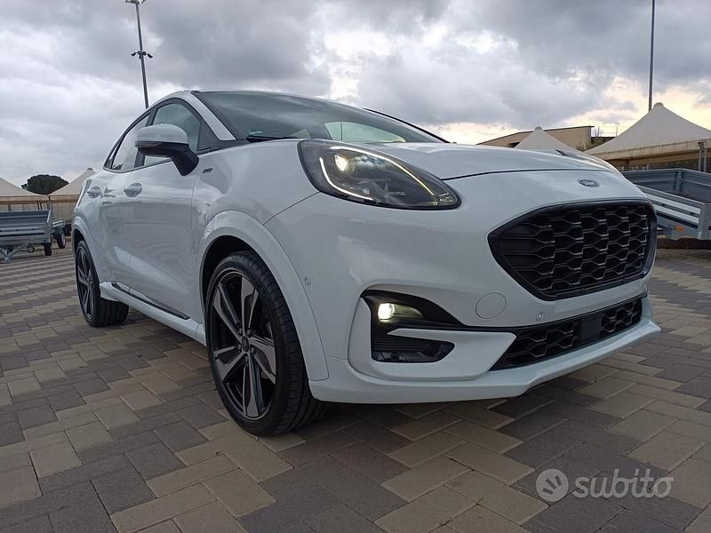 Usata Ford Puma ST-Line X 120 CV (88 kW) 2021 Bianco SUV
